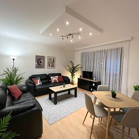 Charming 2 Bedroom Apartment Skopje Eksteriør billede