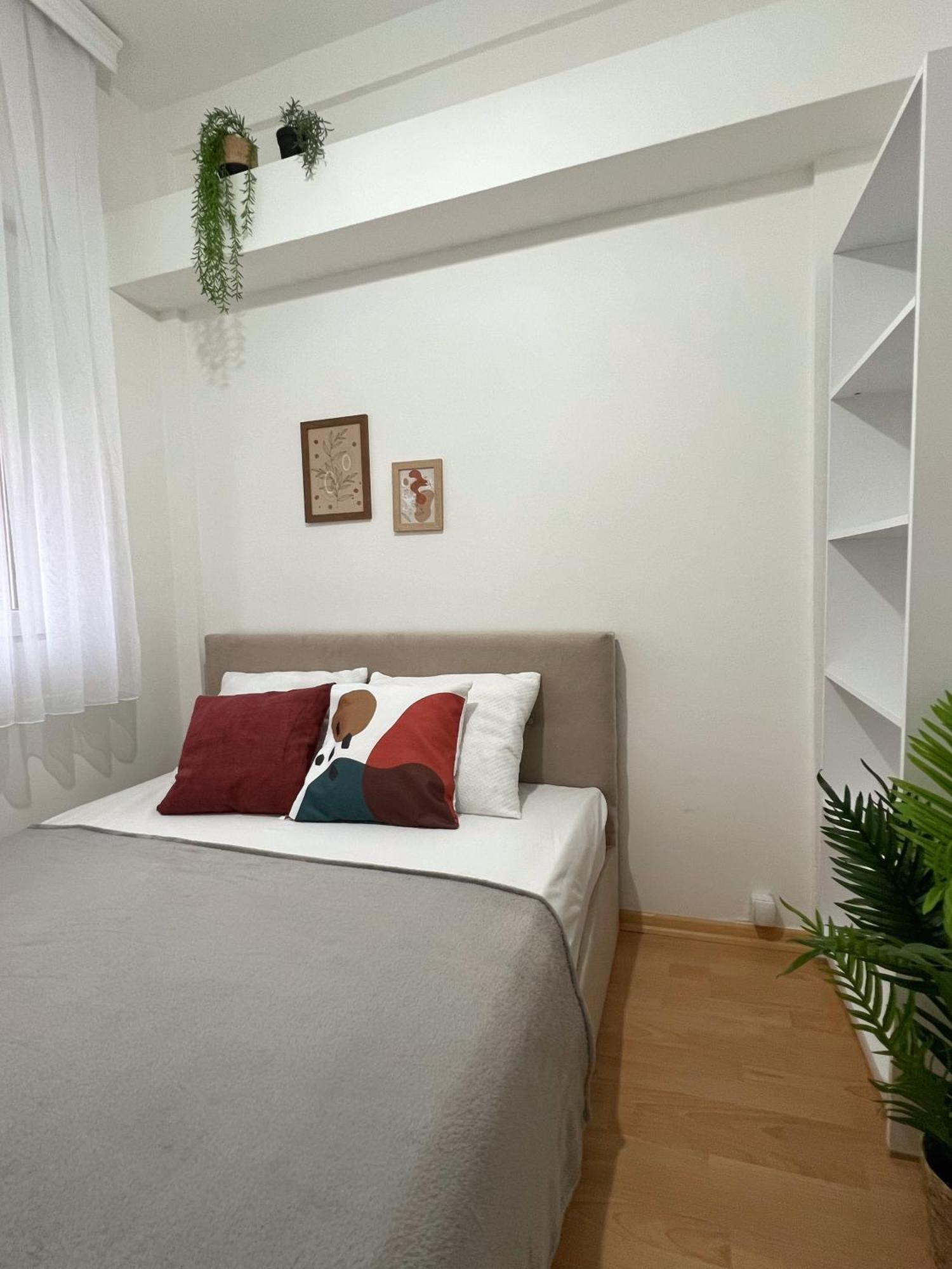 Charming 2 Bedroom Apartment Skopje Eksteriør billede